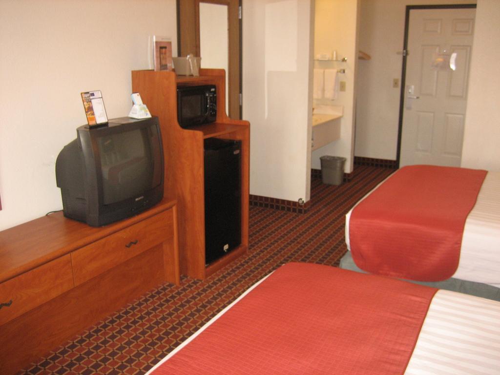 Catalina Inn Quarto foto